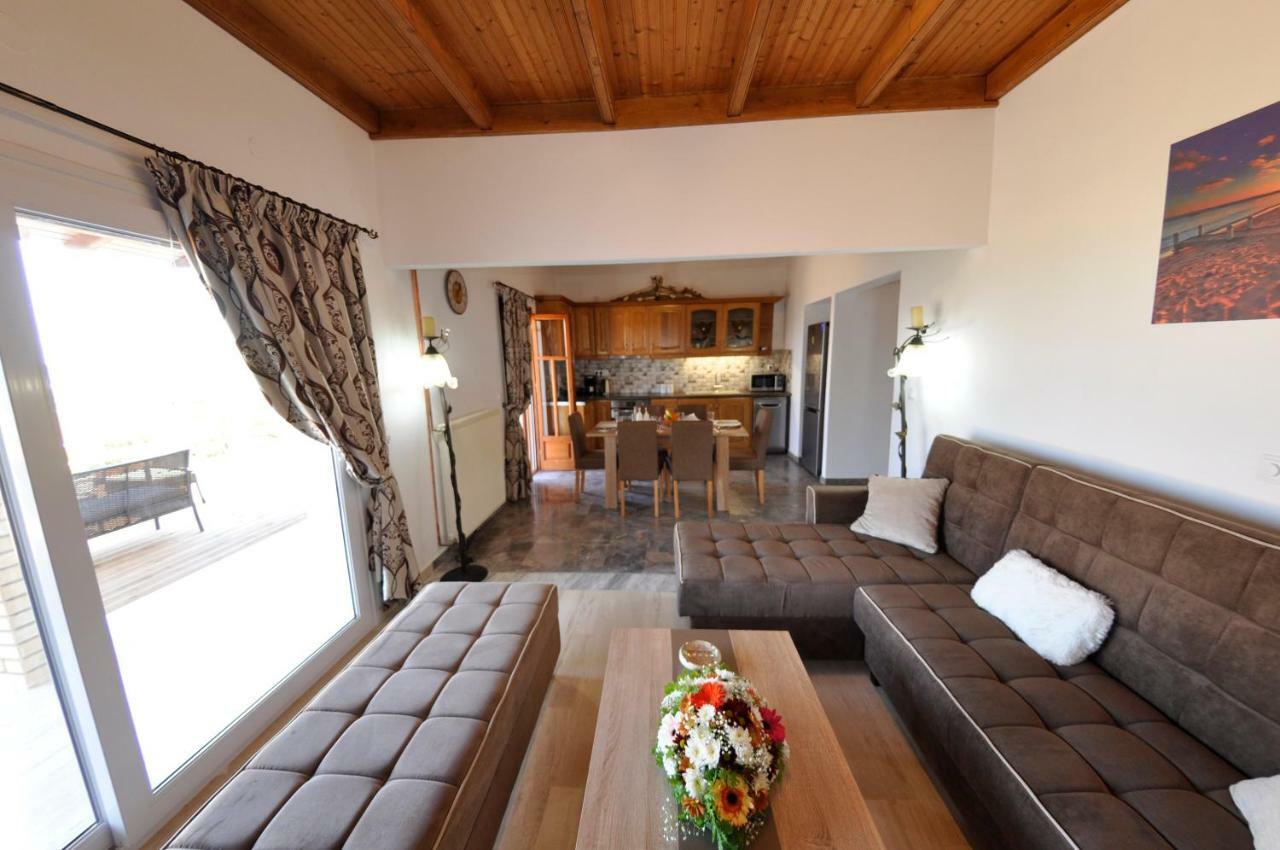 Villa Angelko Kavvadades Экстерьер фото